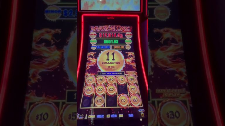 Testing the button slap method ! #slot #vegas #gamble #casino #shorts #short #lasvegas #jackpot